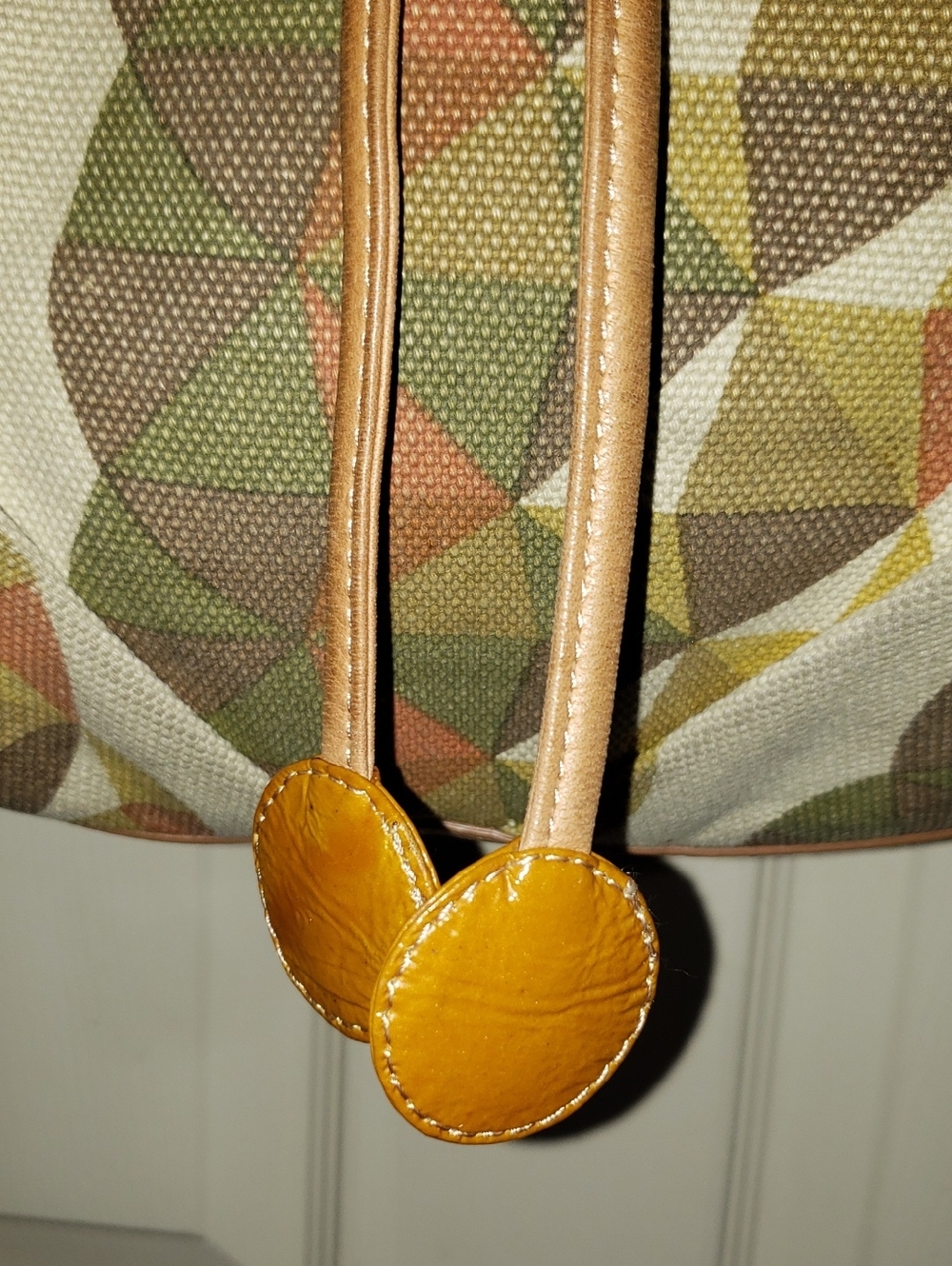 💘🖤💘 HAYDEN HARNETT MULTICOLOR GEOMETRIC PRINT TAN LEATHER HOBO BUCKET BAG - Picture 4 of 15